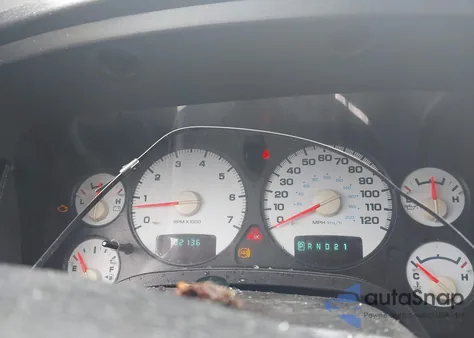 2005 Dodge Ram 1500 St/Slt z USA, uszkodzony, nr VIN 1D7HU18NX5S113808